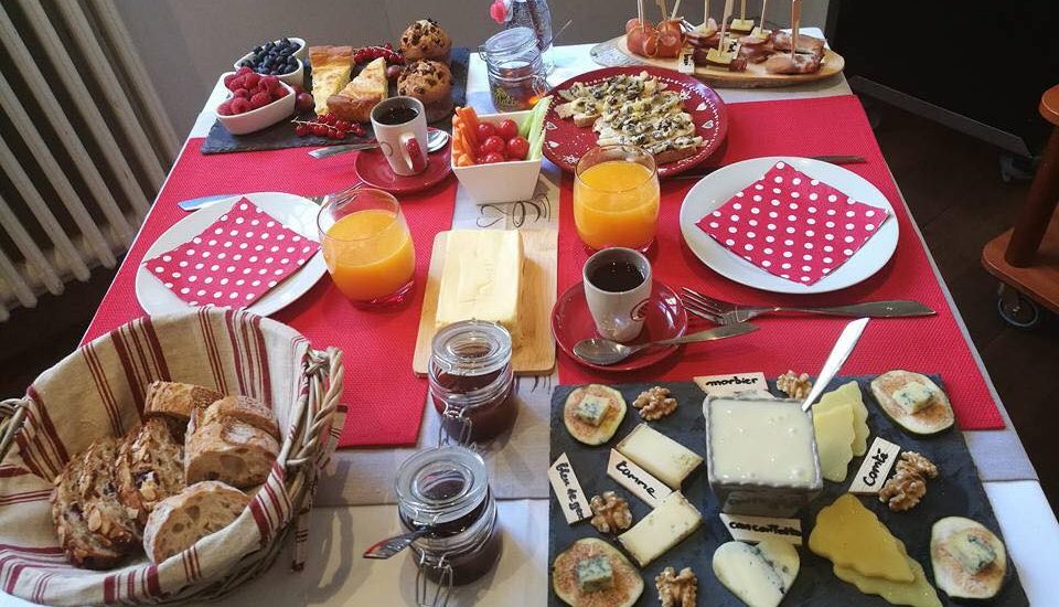 apercu-table-brunch-comtois
